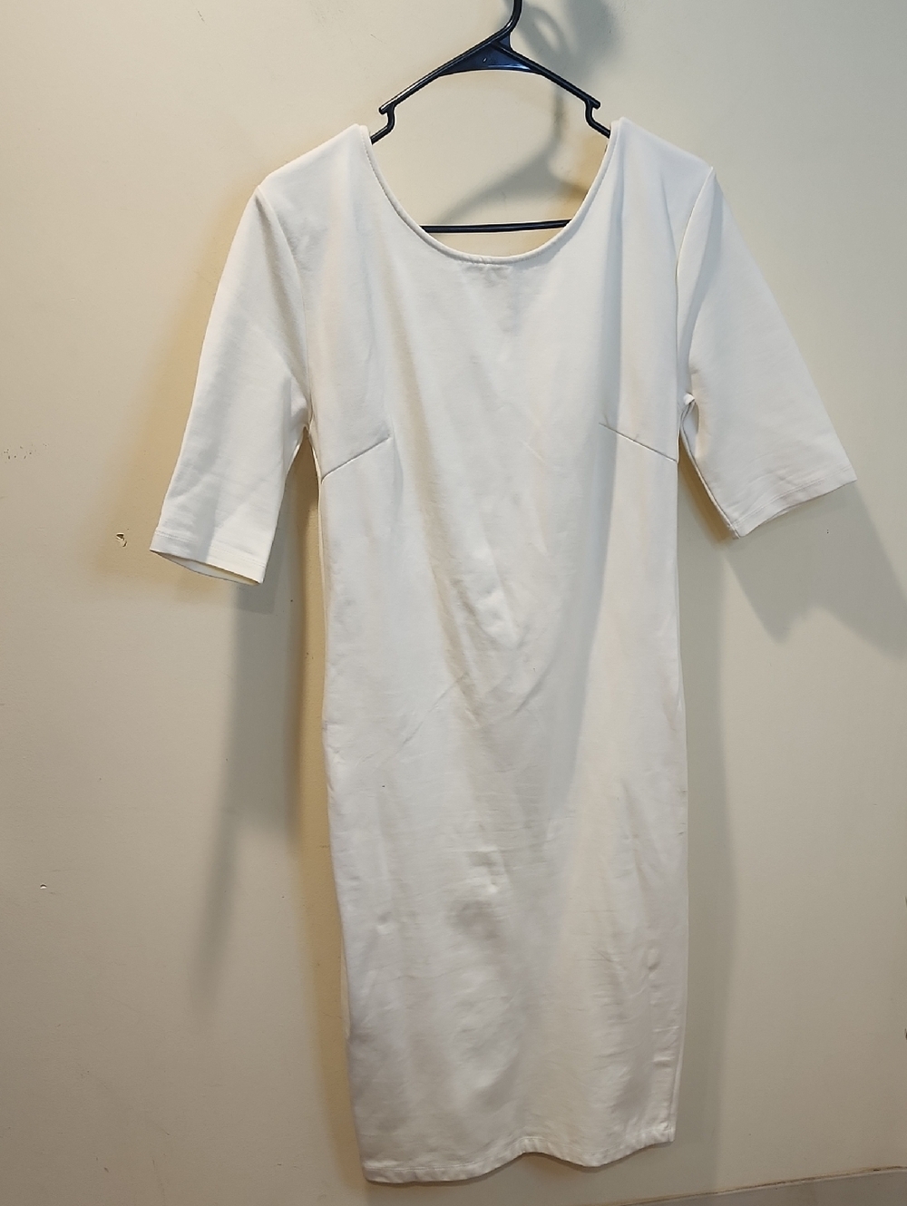 Lulu's Ivory Short Sleeves Bodycon Dress with Scoop Neck Fits M/L